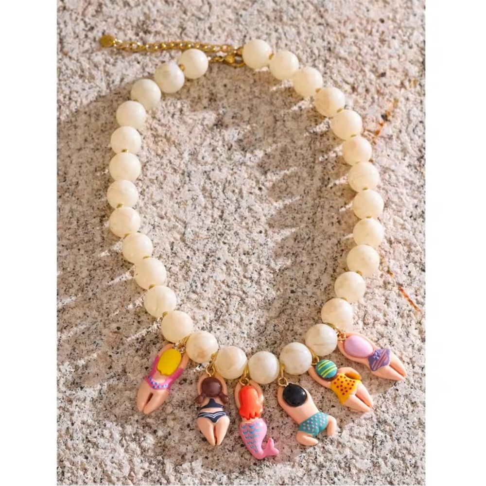 Beach Babes Beaded Charm Necklace - Picture 11 of 16